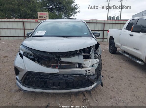 5TDDRKEC4SS237449 2025 TOYOTA SIENNA Silver უკანა სალონის ხედი