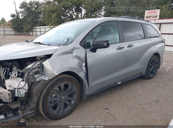 5TDDRKEC4SS237449 2025 TOYOTA SIENNA Silver 