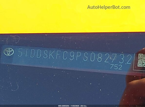 5TDDSKFC9PS082732 2023 TOYOTA SIENNA Красный Вид подкапотного пространства