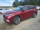 2020 Toyota Highlander Platinum Red vin: 5TDFZRBH8LS045678