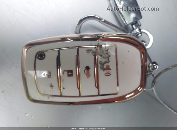5TDKDRBHXSS594472 2025 TOYOTA HIGHLANDER Белый Вид панели приборов
