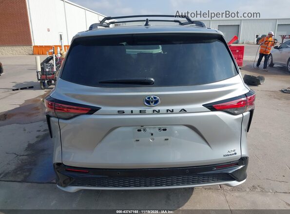 5TDXRKEC7NS112866 2022 TOYOTA SIENNA Серебряный 