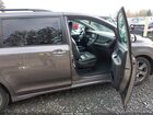 2018 Toyota Sienna Se 8 Passenger Gray vin: 5TDXZ3DC0JS924642