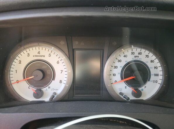 5TDXZ3DC7JS927358 2018 TOYOTA SIENNA Silver Vista del cuadro de instrumentos