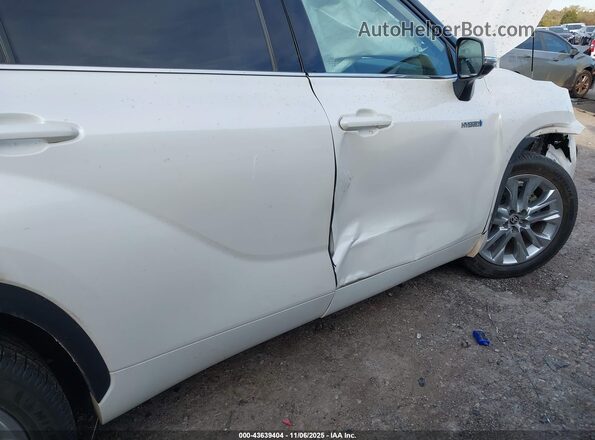 5TDYARAHXMS006576 2021 TOYOTA LIMITED White Vista frontal