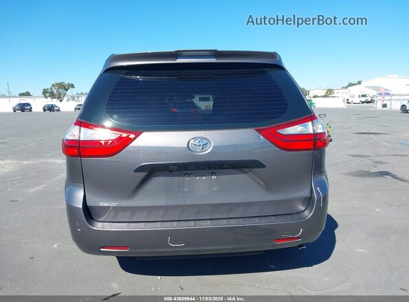 5TDZZ3DCXJS901586 2018 TOYOTA SIENNA Серый 