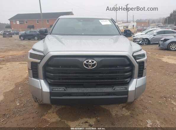 5TFLA5DB3TX345778 2026 TOYOTA TUNDRA Silver Widok zestawu wskaźników