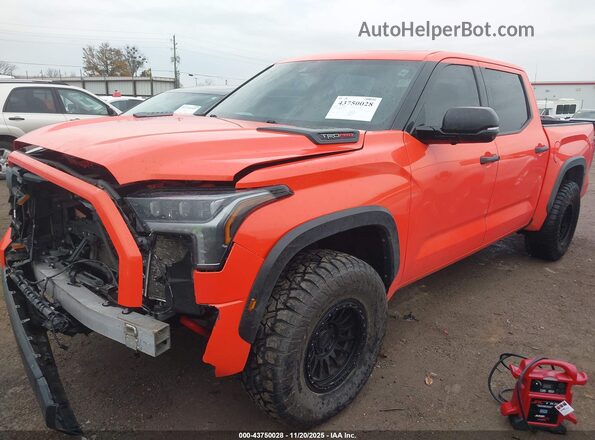5TFPC5DB6PX021340 2023 TOYOTA TUNDRA HYBRID Orange Vista tres cuartos delantera izquierda