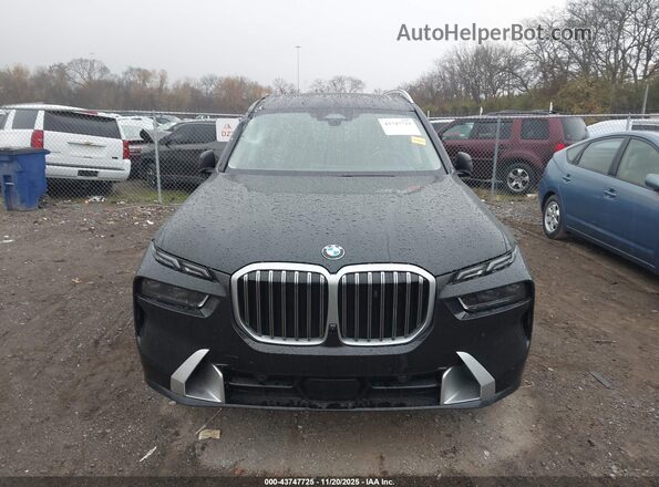 5UX23EM00P9P41714 2023 BMW X7 Black Widok zestawu wskaźników