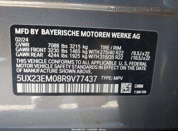 5UX23EM08R9V77437 2024 BMW X7 Gray Widok komory silnika