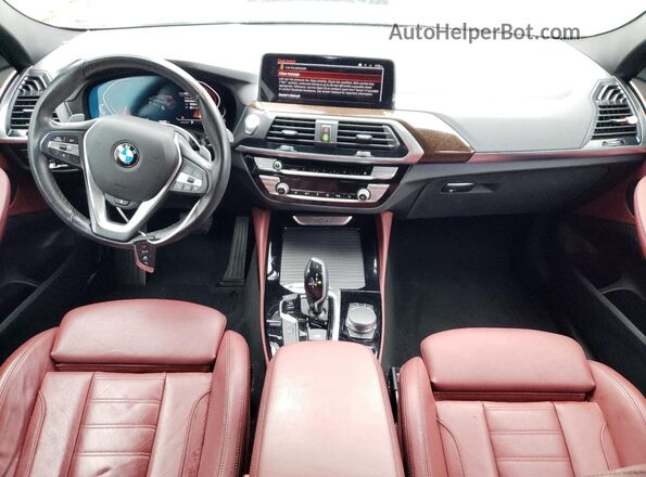 5UX2V1C05M9F95703 2021 BMW X4 Белый Вид панели приборов