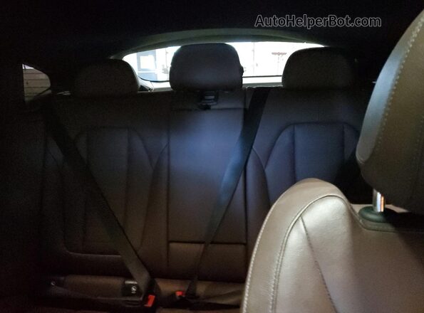 5UX33DT06N9J98236 2022 BMW X4 Синий Вид задних сидений