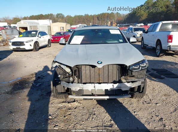 5UX33DT09P9P11689 2023 BMW X4 Серый Вид задней части салона