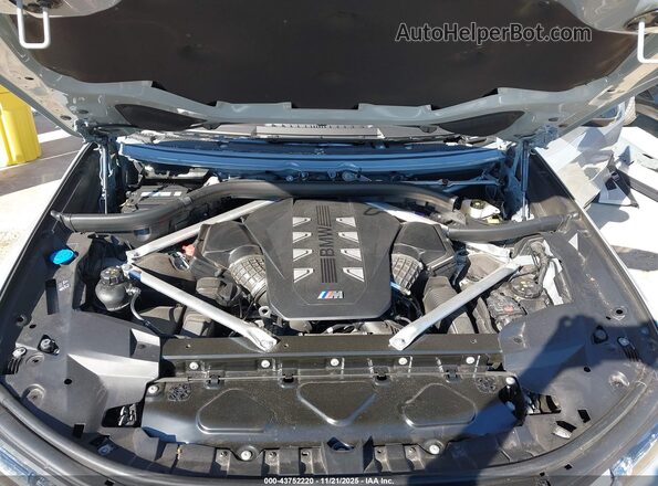 5UX33EM00R9V47434 2024 BMW X7 Dark Blue Вид сзади