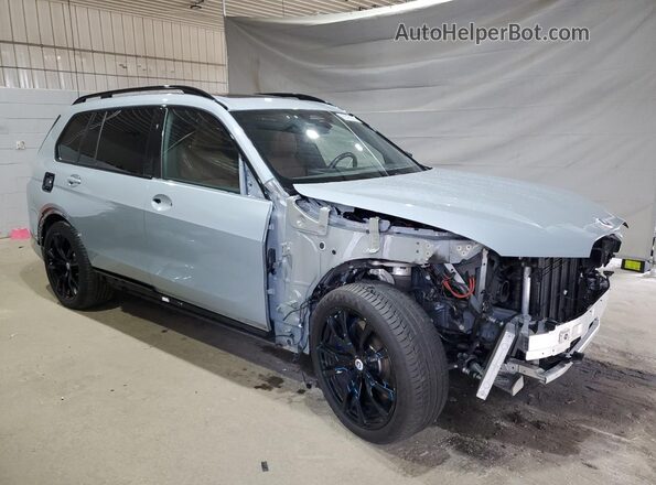 5UX33EM01P9N87518 2023 BMW X7 Gray წინა მარჯვენა