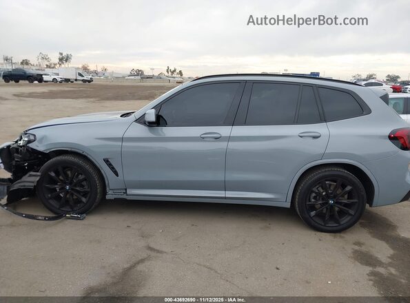 5UX43DP05R9W60130 2024 BMW X3 Серый Панорамный вид салона 360°