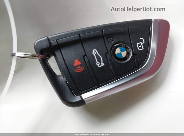 5UX43DP05R9W60130 2024 BMW X3 Серый Вид панели приборов