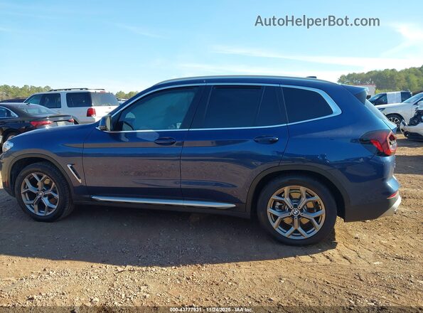 5UX43DP08N9M21200 2022 BMW X3 Синий Панорамный вид салона 360°