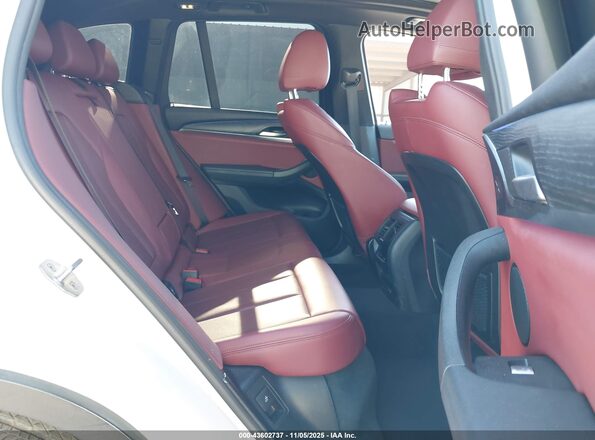 5UX43DP08N9N13679 2022 BMW X3 Белый Вид наклейки с VIN-кодом