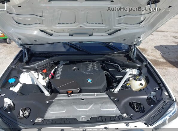 5UX43DP08P9N72475 2023 BMW X3 White Widok z tyłu