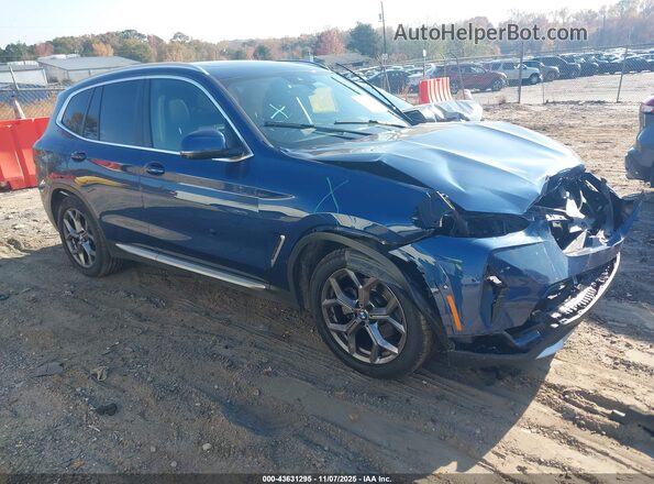5UX43DP08R9U64053 2024 BMW X3 Blue Delantero derecho
