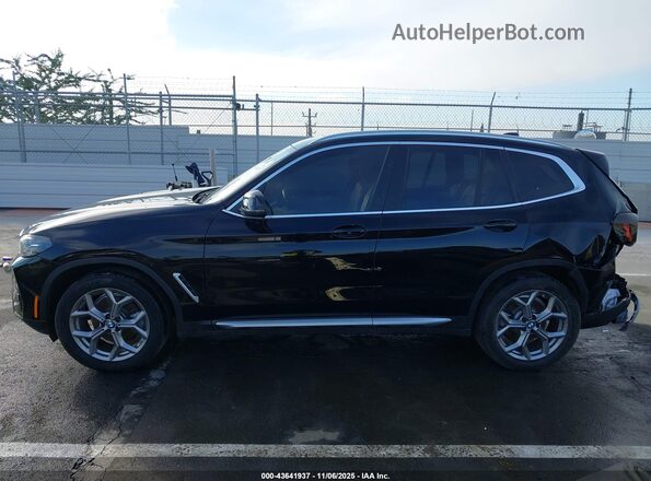 5UX43DP09N9J02131 2022 BMW X3 Black Widok wnętrza 360 stopni