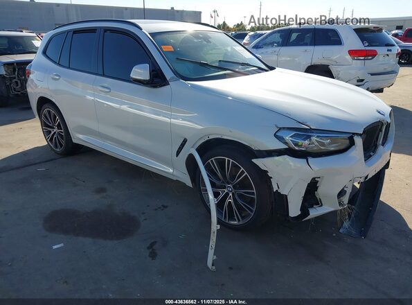 5UX43DP09N9K81688 2022 BMW X3 Белый Передняя правая четверть