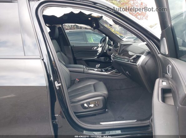 5UX43EM1XP9R63632 2023 BMW OTHER Черный Вид салона спереди