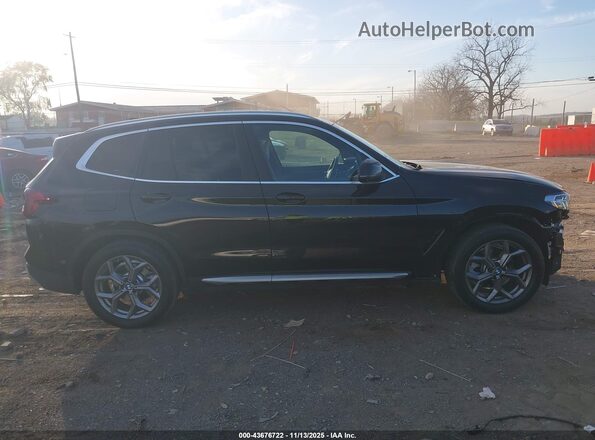 5UX53DP01P9R33873 2023 BMW X3 Black Панорамний вид салону 360°