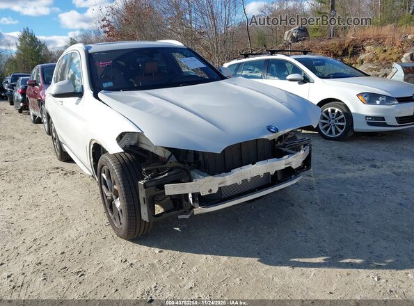 5UX53DP0XN9M07481 2022 BMW X3 White Przód prawy