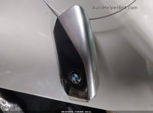 5UX53GP01S9Z68892 2025 BMW X3 Красный Вид панели приборов