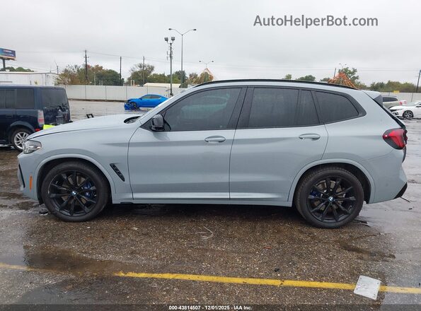 5UX83DP01R9U53381 2024 BMW X3 Серый Панорамный вид салона 360°