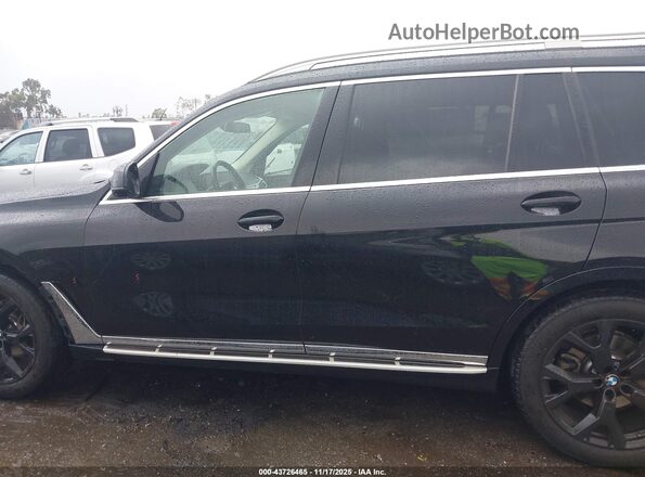 5UXCW2C03M9F75439 2021 BMW X7 Black 