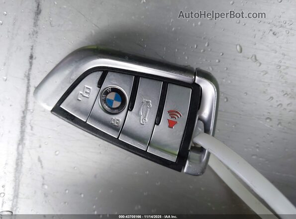 5UXCW2C08N9J22397 2022 BMW X7 Black Vista del salpicadero