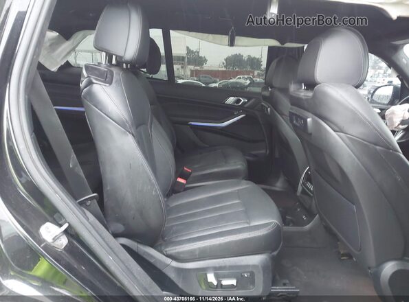 5UXCW2C08N9J22397 2022 BMW X7 Black Vista de la etiqueta del VIN