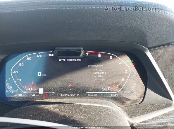 5UXCX6C08N9L67804 2022 BMW X7 Синий Вид задних сидений