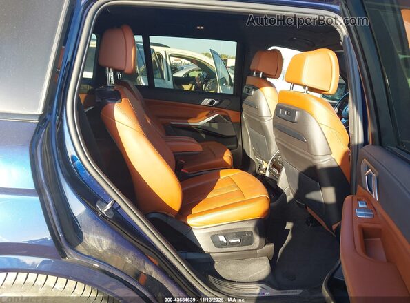 5UXCX6C08N9L67804 2022 BMW X7 Синий Вид наклейки с VIN-кодом