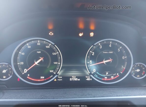 5UXKU2C30H0U28790 2017 BMW X6 Белый Вид задних сидений