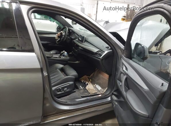 5UXKU2C37H0U29404 2017 BMW X6 Серый Вид салона спереди