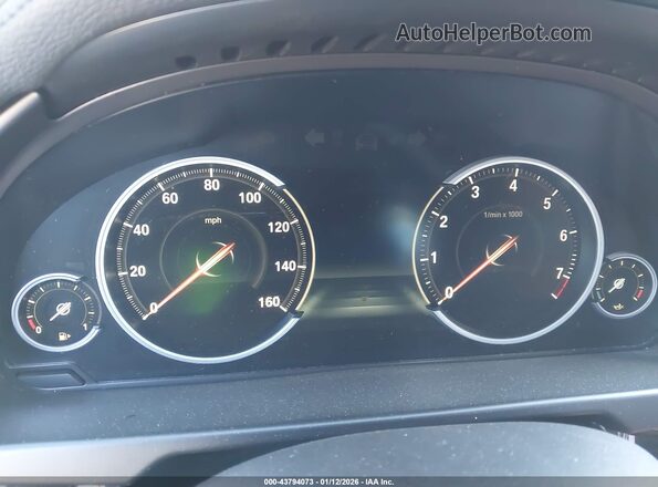 5UXKU2C53J0X48872 2018 BMW X6 White Widok tylnych siedzeń