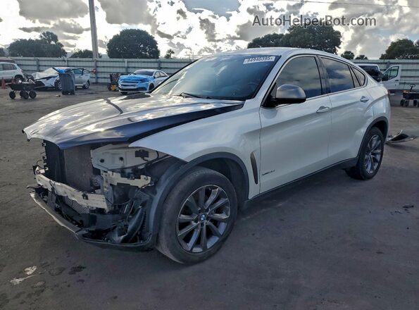 5UXKU2C55J0X51627 2018 BMW X6 Белый Передняя левая четверть