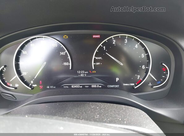 5UXTR9C54JLD74885 2018 BMW X3 Серебряный Вид задних сидений