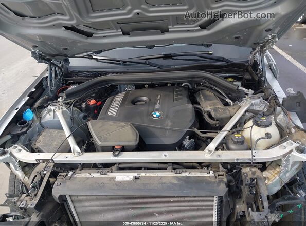 5UXTR9C54JLD74885 2018 BMW X3 Серебряный Вид сзади