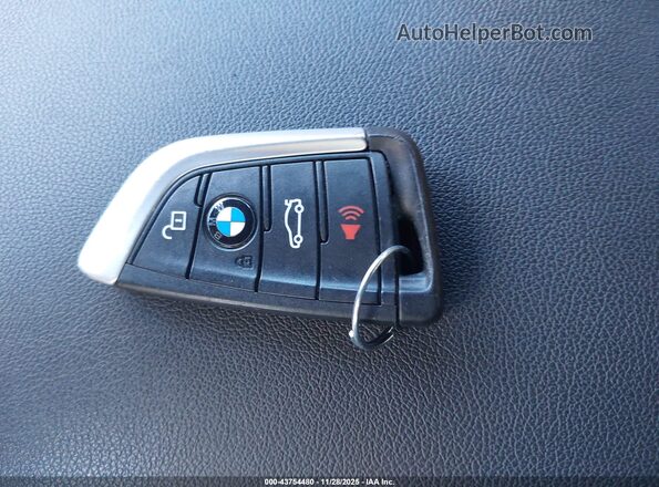 5UXTR9C54KLD98718 2019 BMW X3 Черный Вид панели приборов