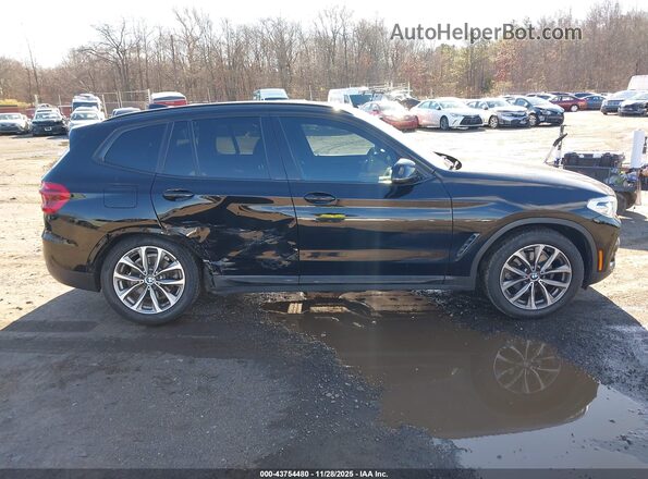 5UXTR9C54KLD98718 2019 BMW X3 Черный Вид задней части салона