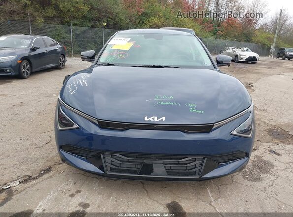5XYC3DJCXSG009239 2025 KIA EV6 Синий Вид задней части салона