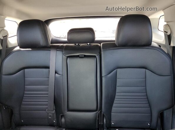 5XYK53AF8PG083440 2023 KIA SPORTAGE Gray Widok tylnych siedzeń