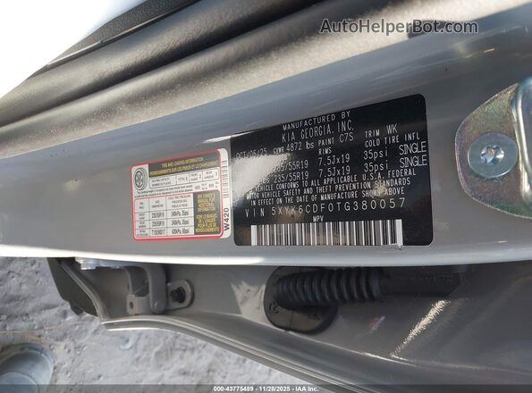 5XYK6CDF0TG380057 2026 KIA SPORTAGE Gray Widok komory silnika