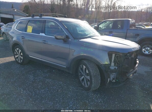 5XYP3DHC7NG228414 2022 KIA TELLURIDE Серебряный Передняя правая четверть