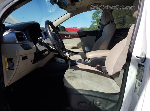 5XYPG4A39GG047798 2016 KIA SORENTO White Widok wnętrza z przodu
